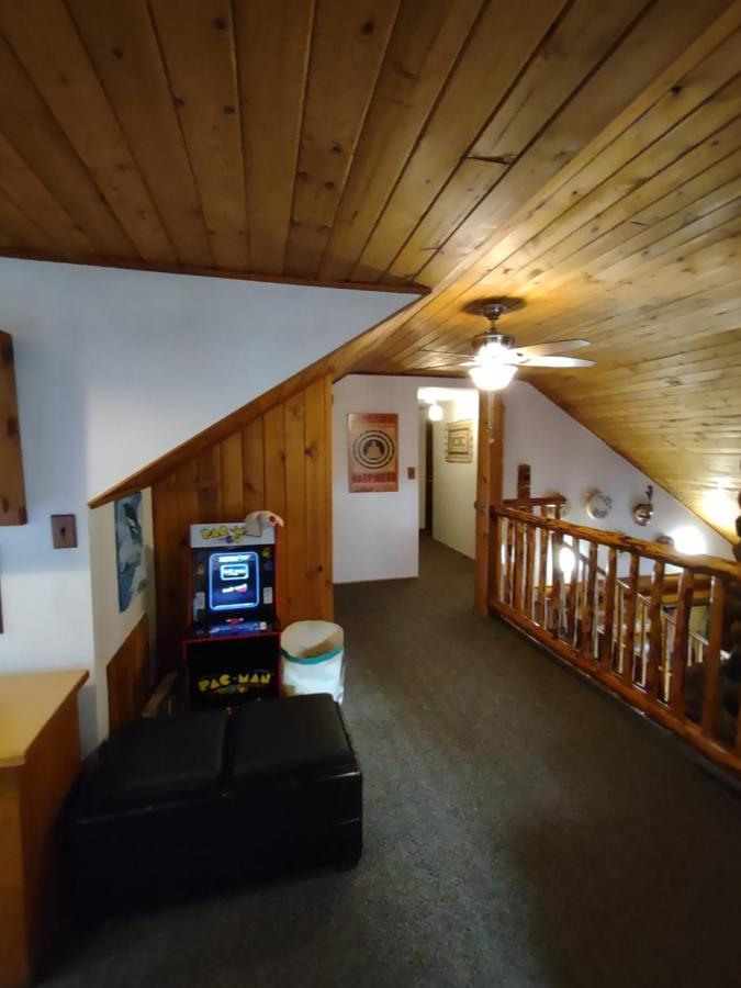 Union Bay Log Home Exterior photo