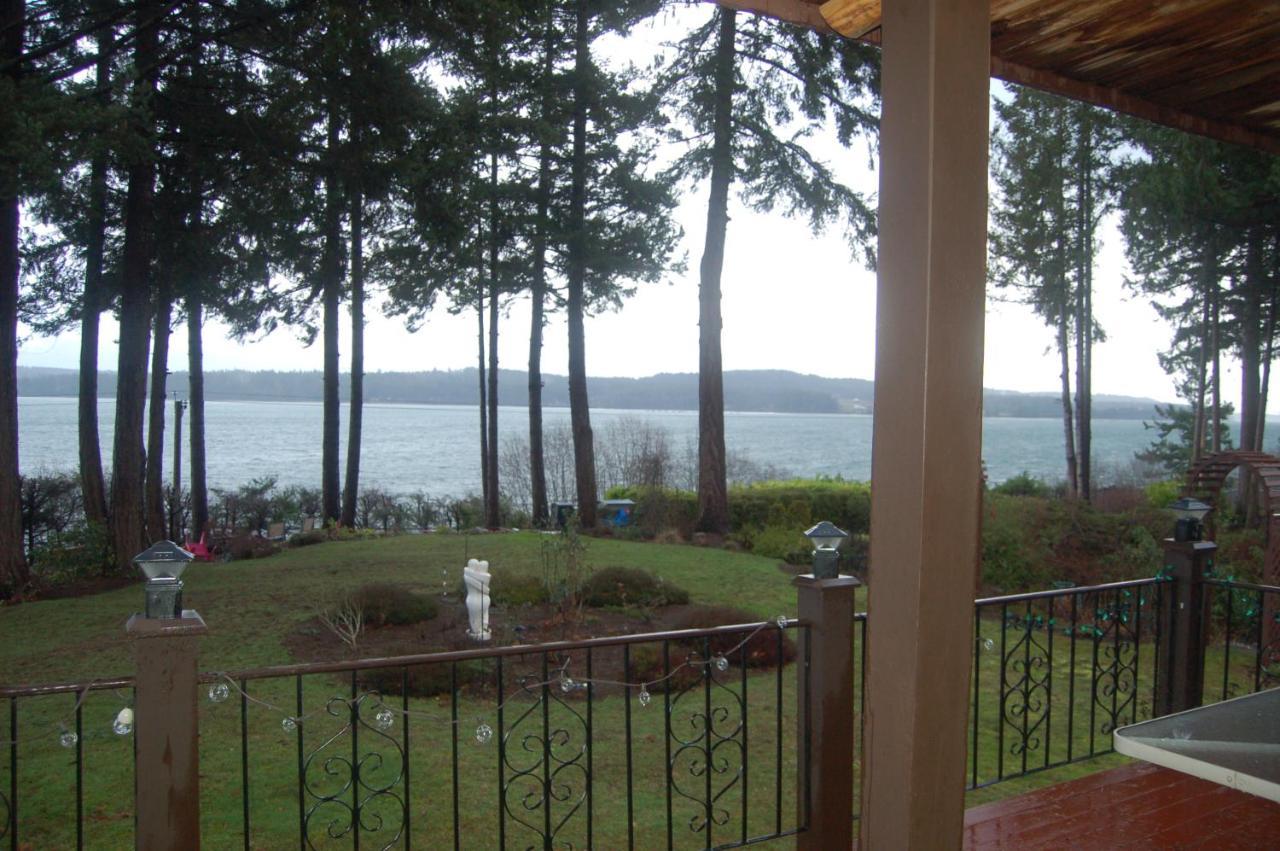 Union Bay Log Home Exterior photo