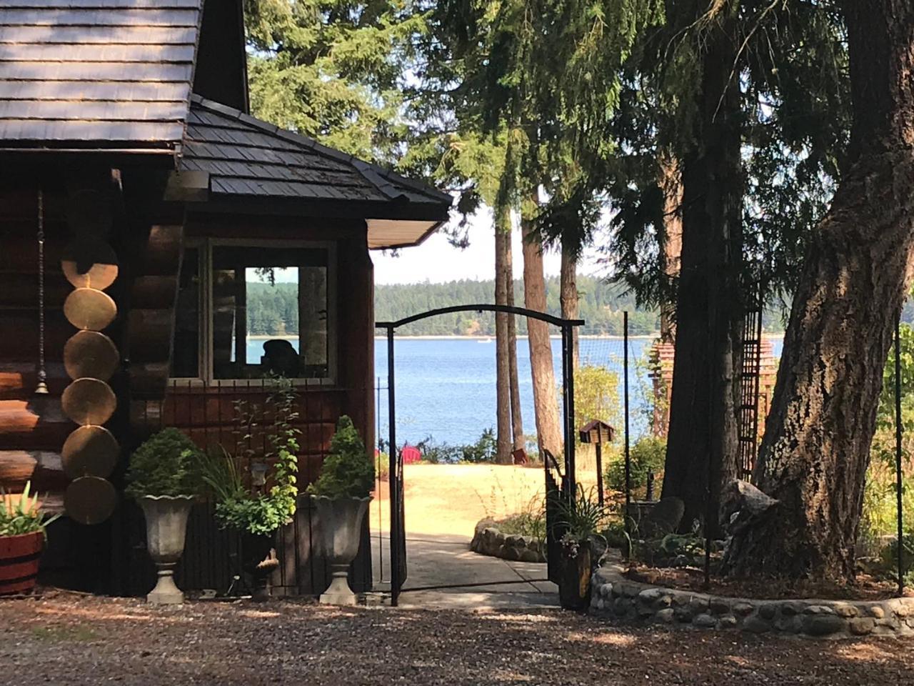 Union Bay Log Home Exterior photo